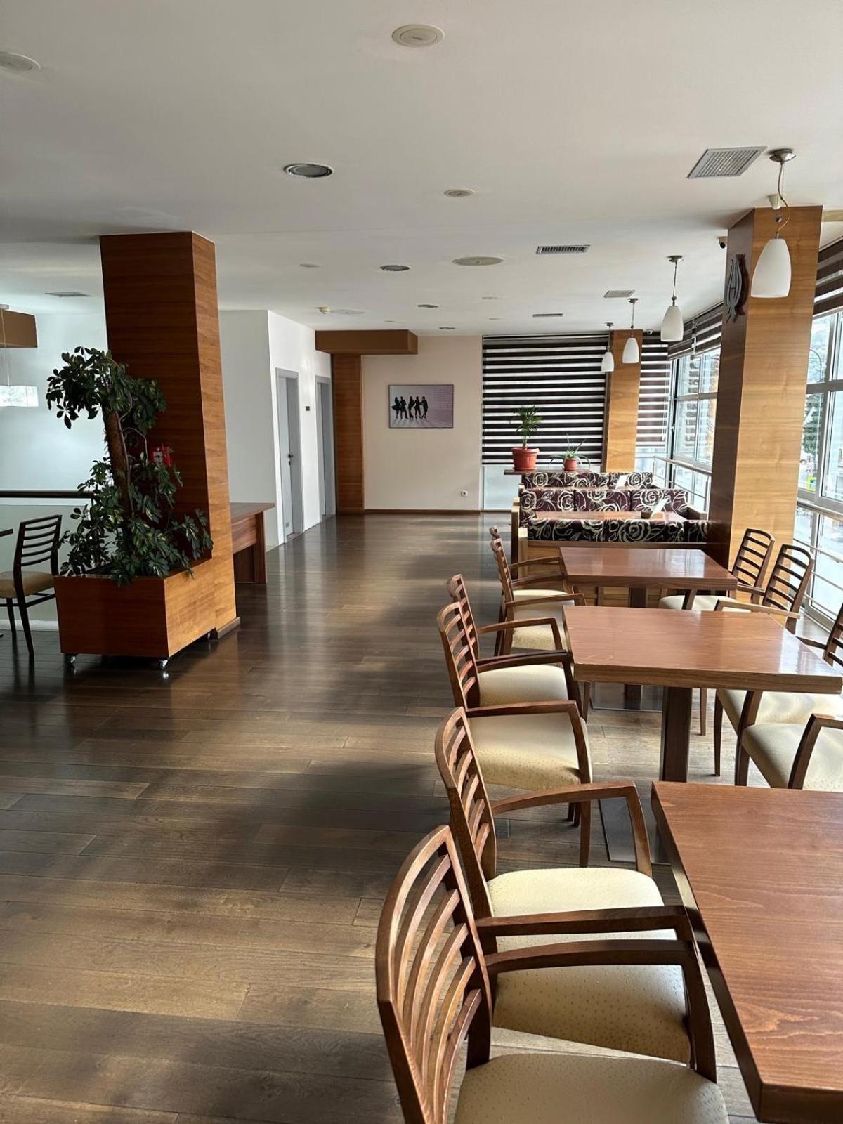 Hotel Oaza Konjic Exterior photo